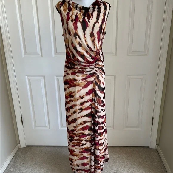 Donna Karan, 8 - Picture 1 of 10